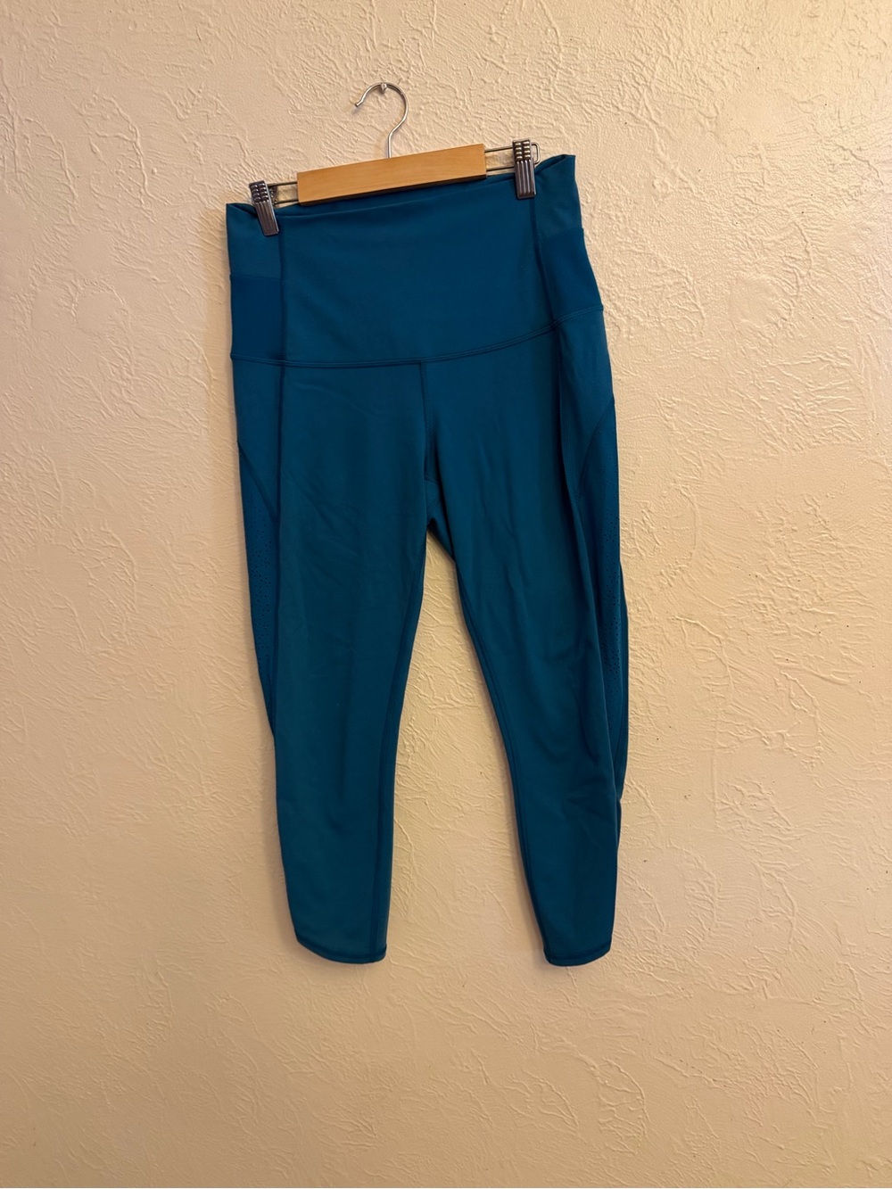 lululemon athletica High-Waist Capri Leggings